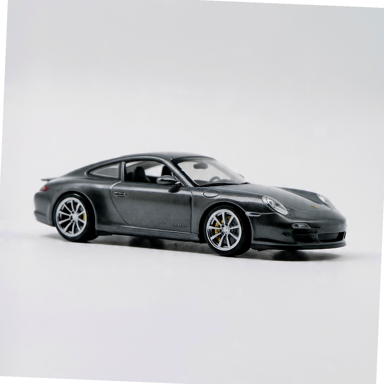 visionhub.click Genuine Die-Cast Models